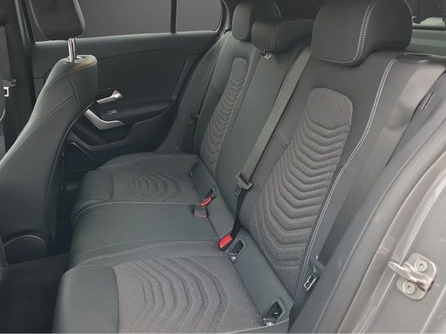 Mercedes-Benz A 200 Progressive