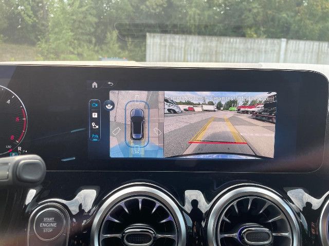 Mercedes-Benz GLA 200 AMG Line GLA 200 d