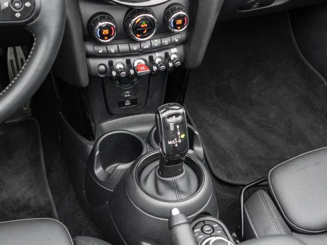 MINI Cooper Cabrio Cooper JCW Trim LED ACC SiHz Navi KlimaA Komf RFK