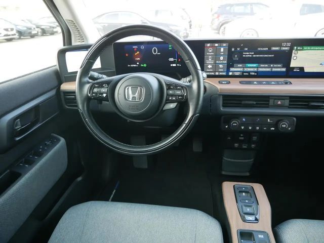 Honda e Advance