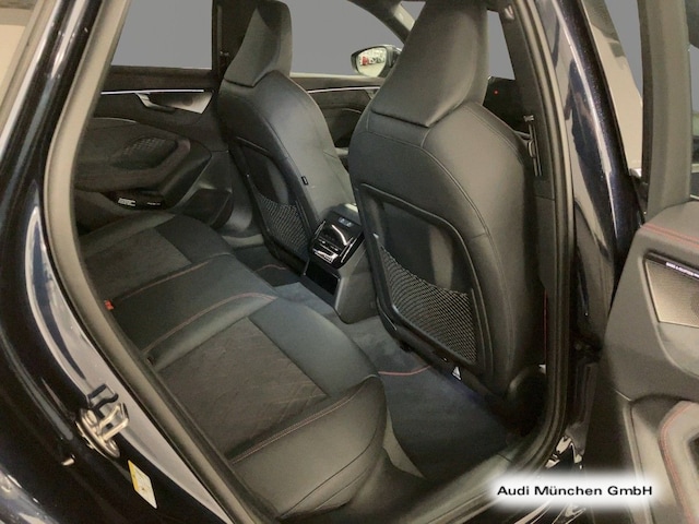 Audi A6 e-tron Avant Quattro