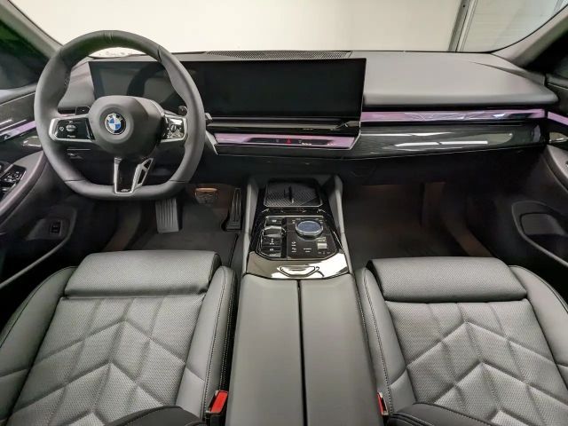 BMW 520 520d M-Sport Touring