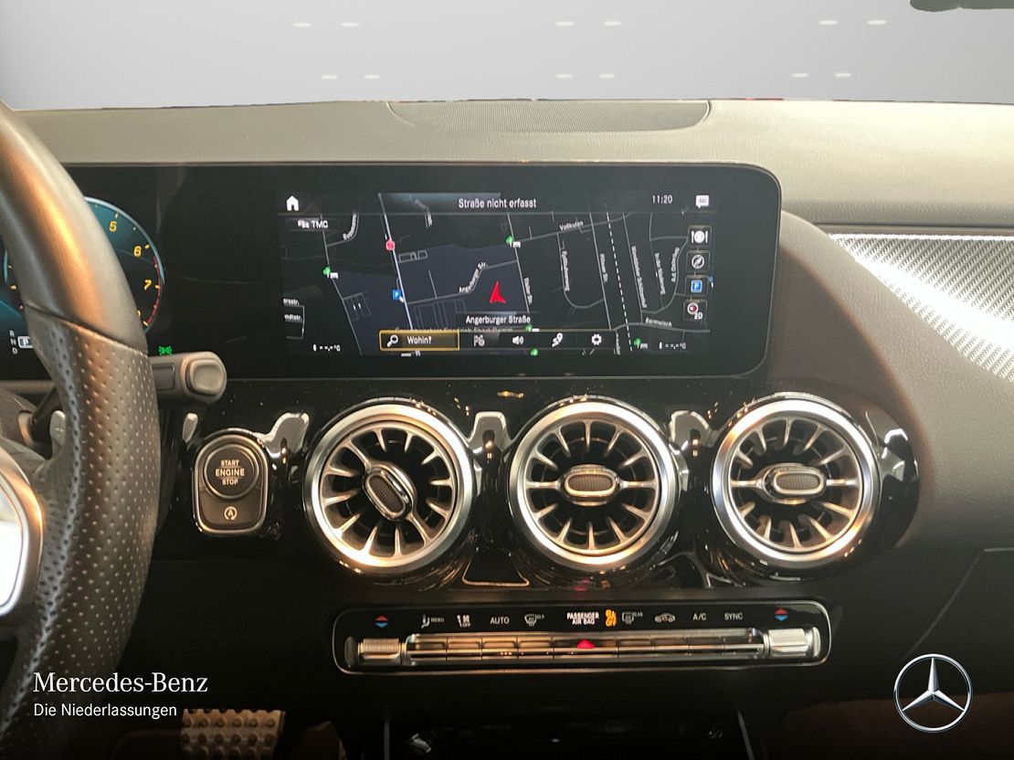 Mercedes-Benz GLA 250 4MATIC AMG Line