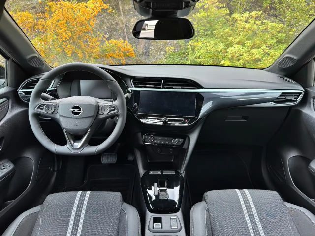 Opel Corsa Yes 1.2 SONDERMODELL*SHZ+LHZ*PDC*DAB