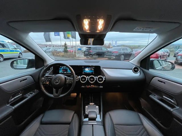 Mercedes-Benz B 200 B 200 d