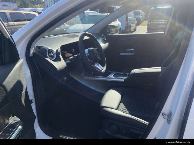 Mercedes-Benz GLA 180 Progressive