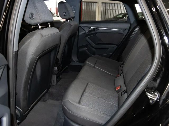 Audi A3 40 TFSI Hybride Sedan