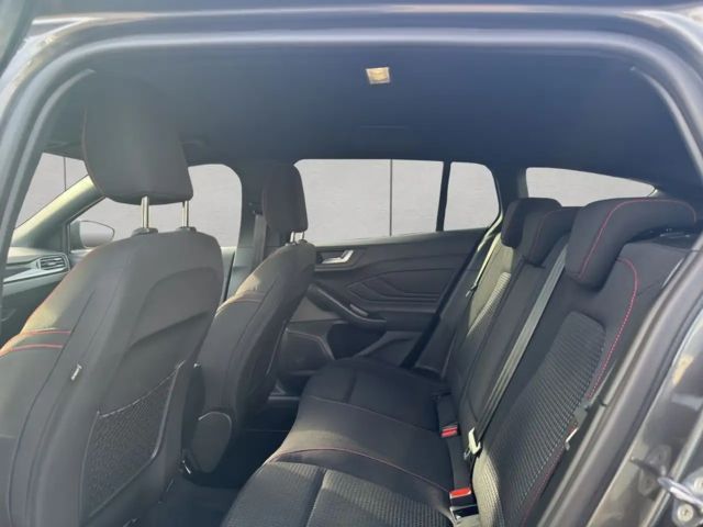 Ford Focus EcoBoost ST Line Wagon