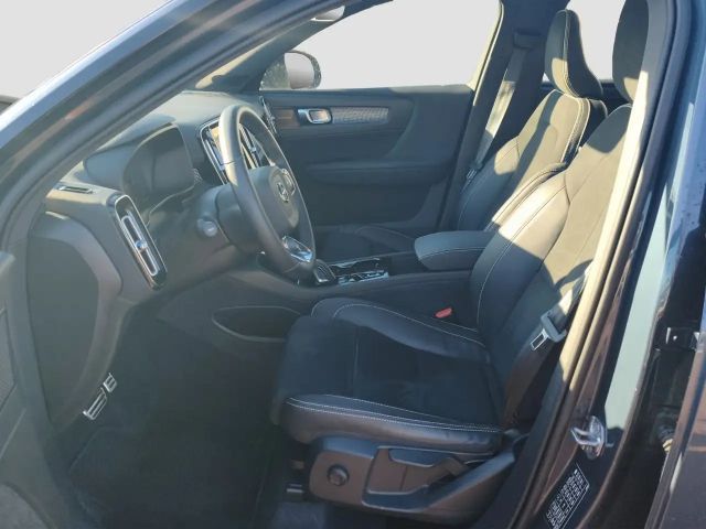 Volvo XC40 R-Design Recharge T5