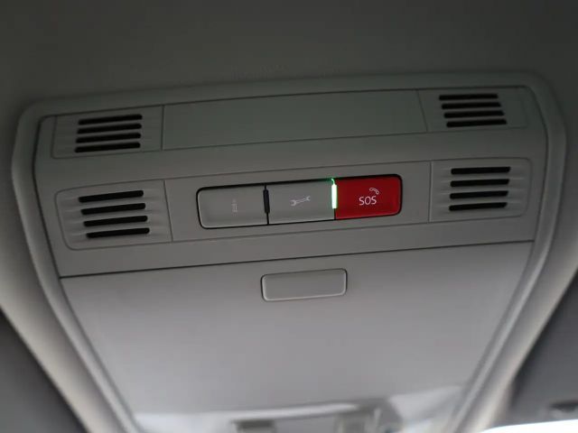 Volkswagen Passat 1.5 TSI Business Variant