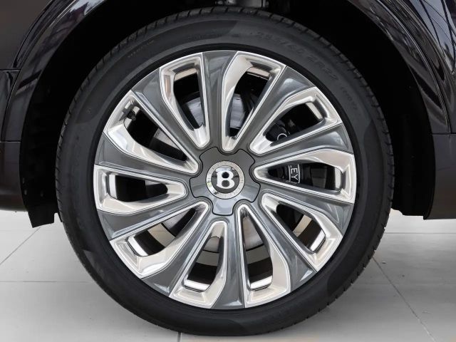 Bentley Bentayga EWB Mulliner von BENTLEY FRANKFURT