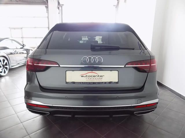 Audi A4 30 TDI Avant S-Line