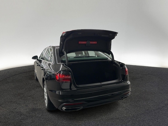 Audi A4 30 TDI S-Tronic Sedan