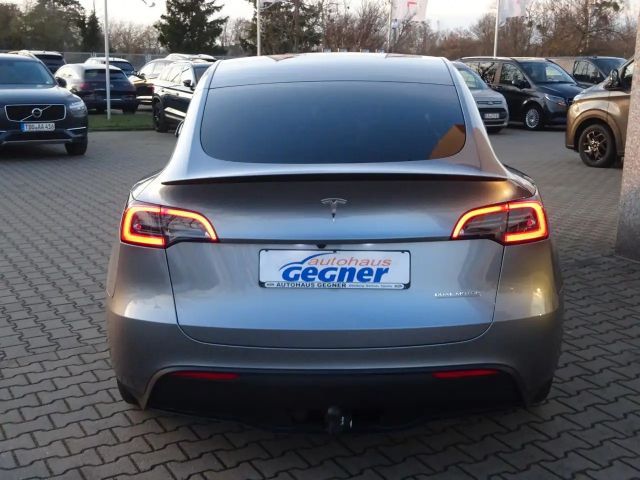 Tesla Model Y AWD Dual Motor Long Range