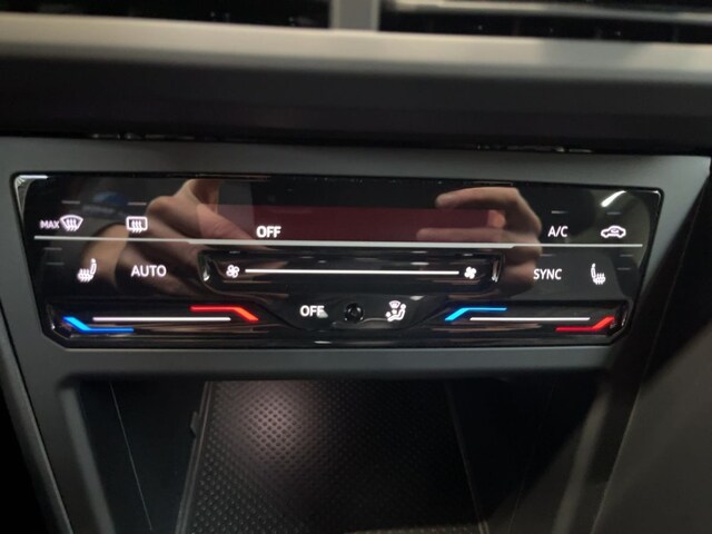 Volkswagen Taigo 1.0 TSI R-Line