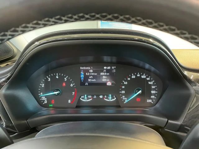 Ford Puma EcoBoost Titanium