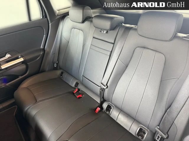 Mercedes-Benz EQA 300 4MATIC Advanced