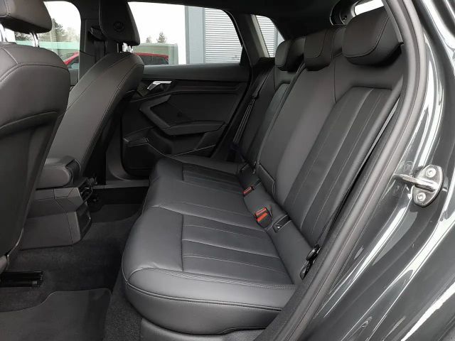 Audi A3 30 TDI S-Tronic Sedan