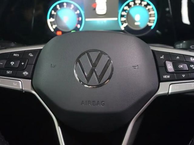 Volkswagen Golf DSG Life