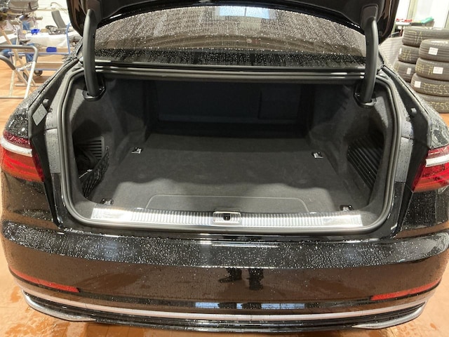 Audi A8 60 TFSI Hybride Lang Quattro