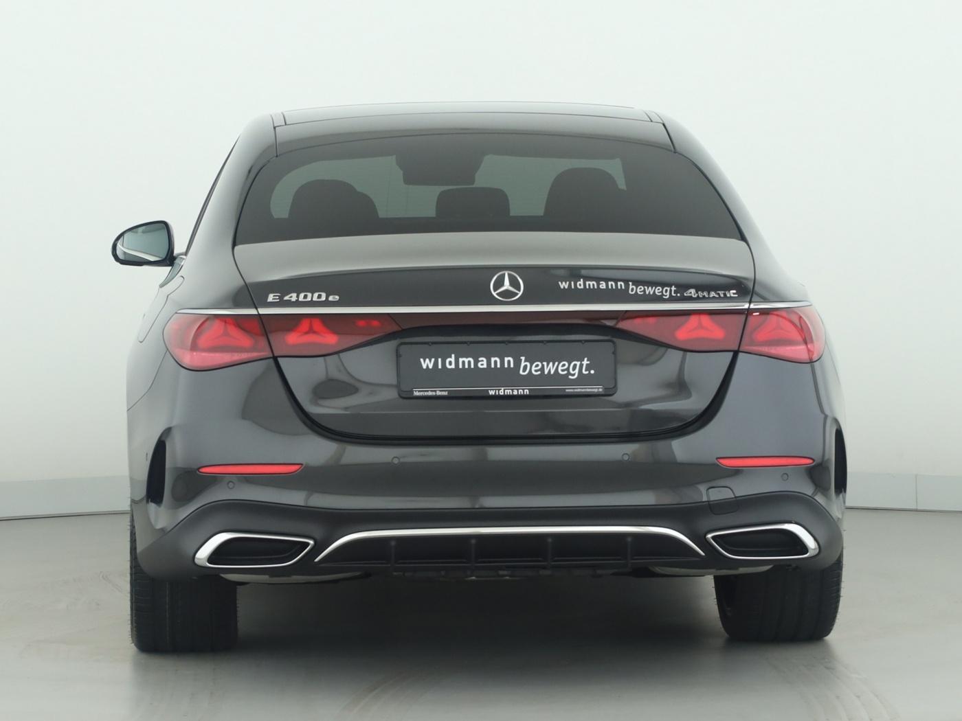 Mercedes-Benz E 400 4MATIC Sedan