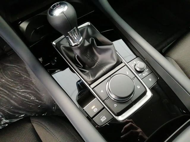 Mazda 3 Exclusive-line