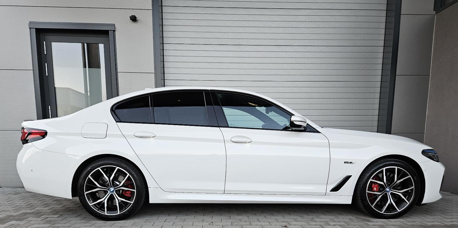 BMW 545 545e M-Sport Sedan xDrive