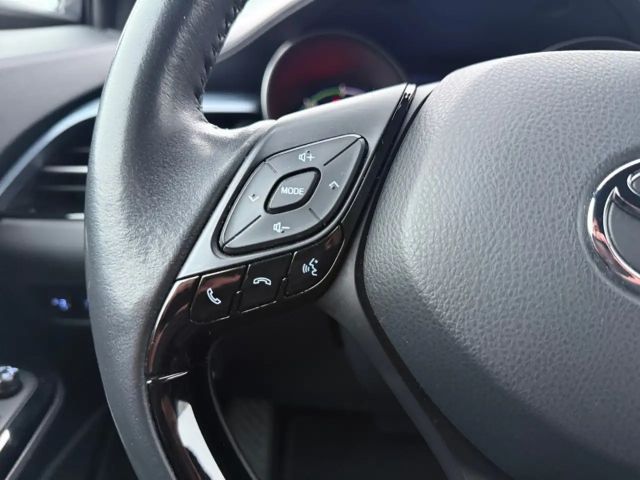 Toyota C-HR Hybride Team D