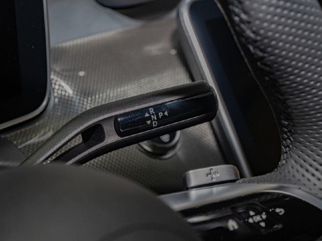 Mercedes-Benz C 200 AMG Line Sedan