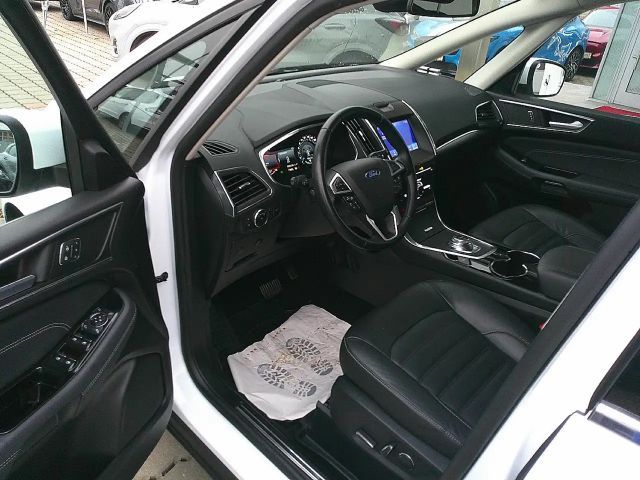 Ford Galaxy Titanium