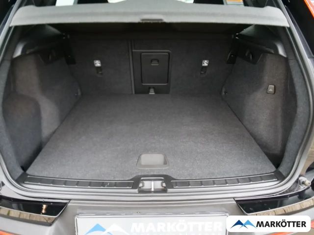 Volvo XC40 Dark Plus Recharge T4