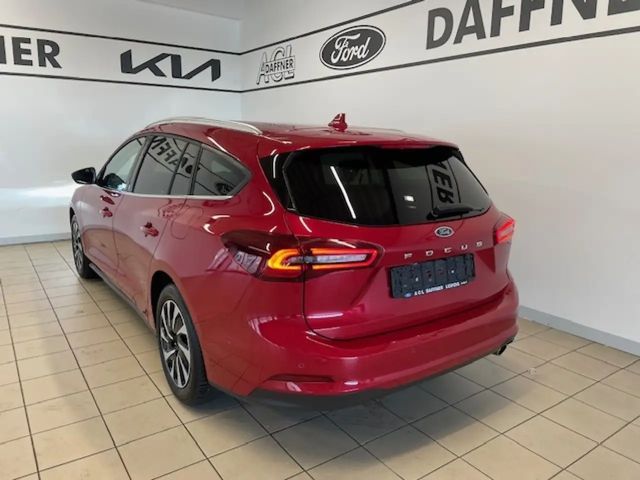 Ford Focus Titanium Wagon