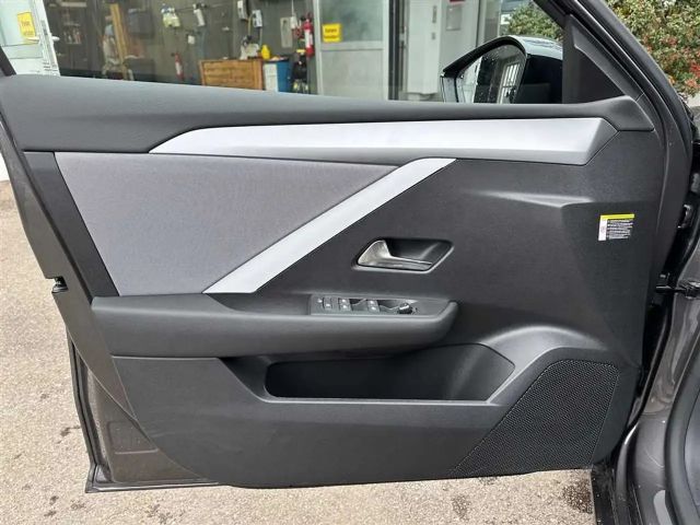 Opel Astra 1.2 Turbo Edition Turbo