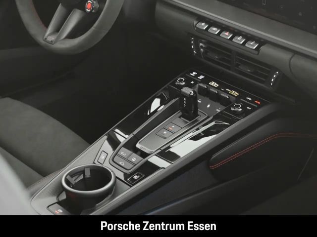 Porsche 992 4 Carrera Coupé GTS