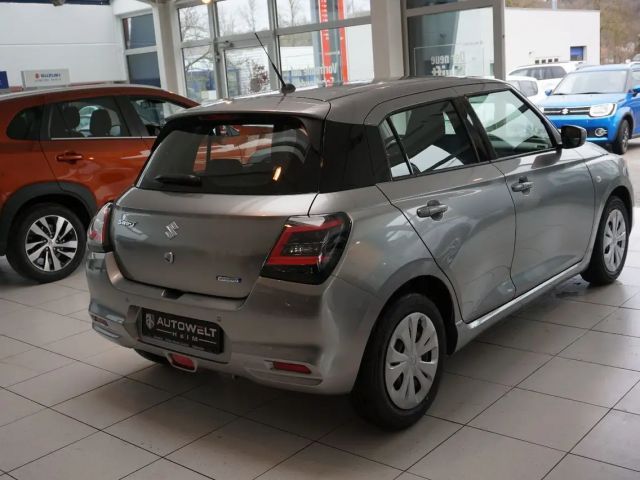 Suzuki Swift Club Hybrid