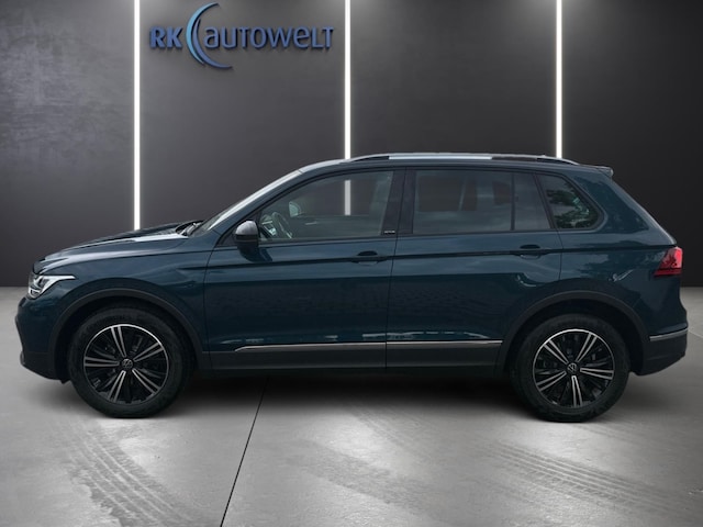 Volkswagen Tiguan ACTIVE 2,0 l TDI AHK-klappbar Navi 360 Kamera