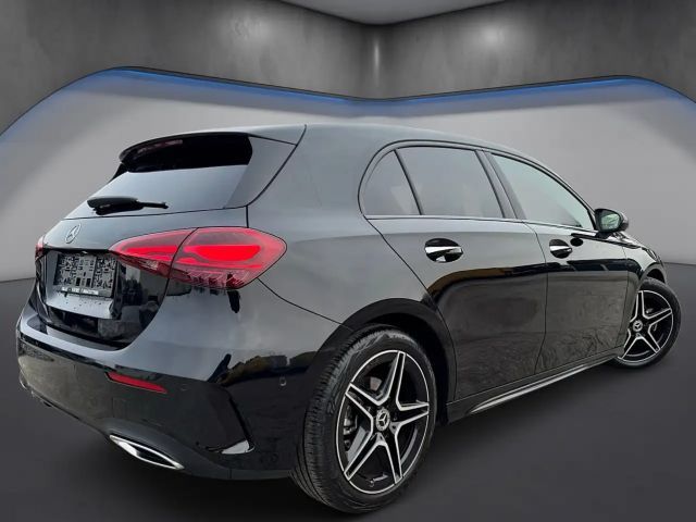 Mercedes-Benz A 200 A 200 d AMG Line