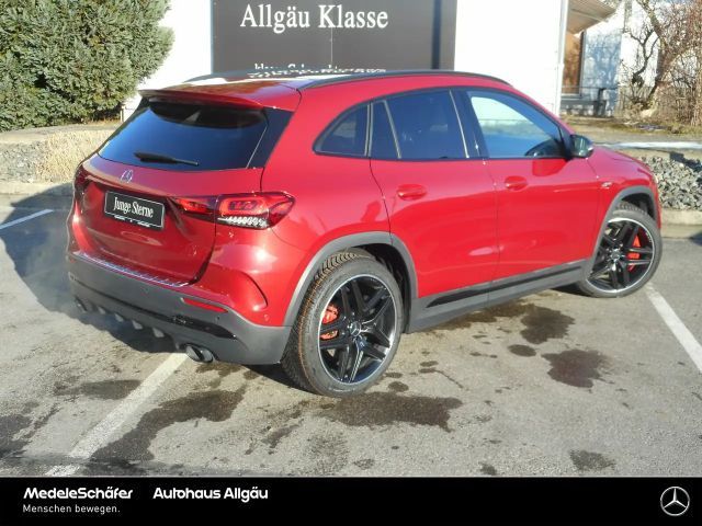 Mercedes-Benz GLA 35 AMG 4MATIC AMG Line