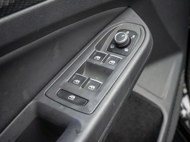 Volkswagen Golf 2.0 TSI DSG Golf VIII Style