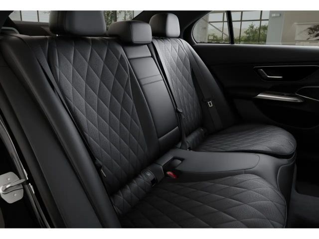 Mercedes-Benz E 450 4MATIC AMG Line Sedan