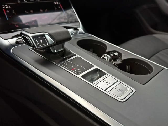 Audi A6 45 TFSI Avant S-Tronic