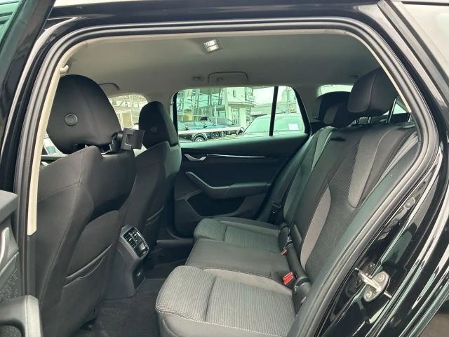 Skoda Octavia Selection