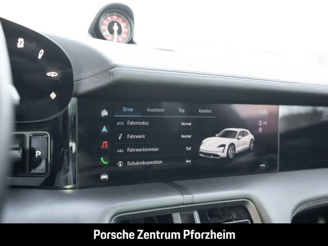 Porsche Taycan 4S Cross Turismo