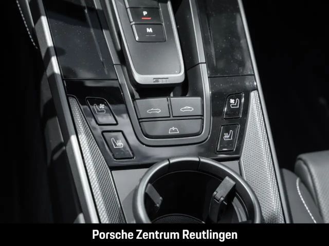 Porsche 992 Cabrio Carrera