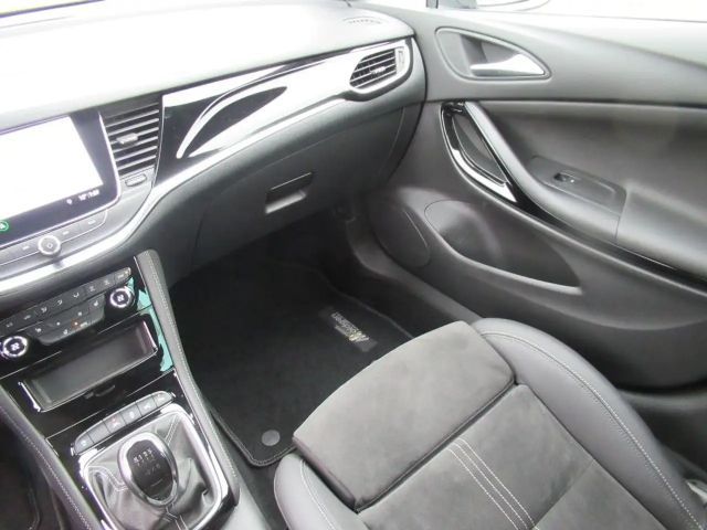 Opel Astra Sports Tourer Ultimate