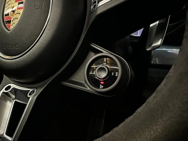 Porsche Boxster GTS