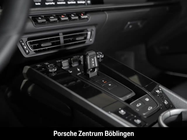 Porsche 992 4S Carrera Coupé