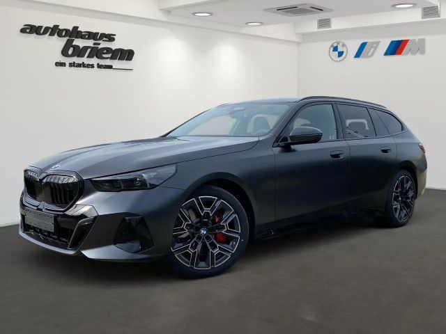 BMW 540 540d M-Sport Touring xDrive