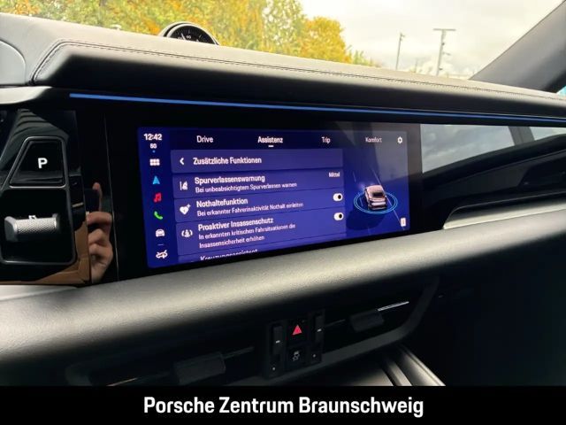Porsche Macan 21-Zoll Rückfahrkamera Abstandstempomat