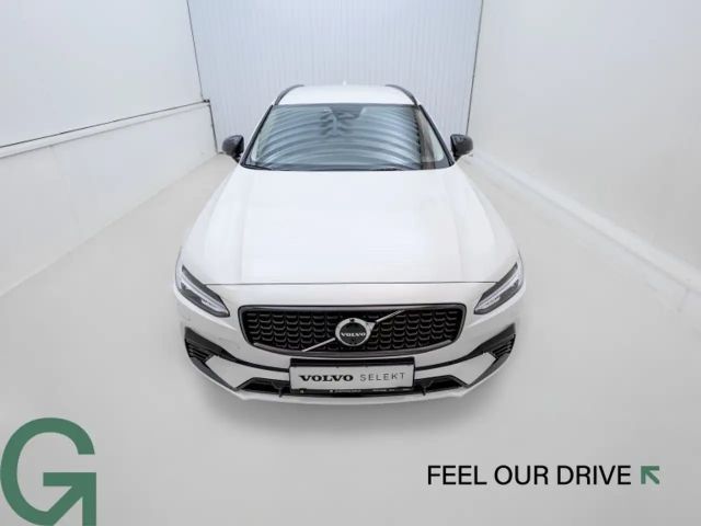 Volvo V90 AWD Plus T6